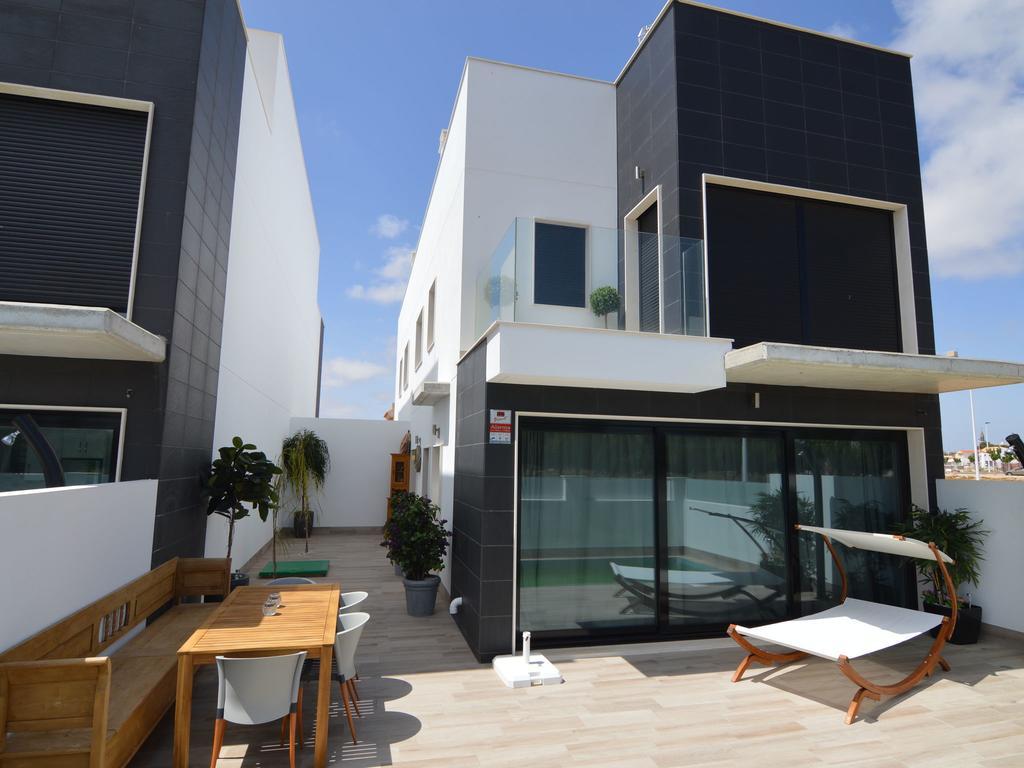 Belvilla By Oyo Casa Del Ananas San Pedro del Pinatar Exterior photo